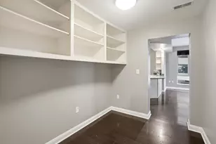 196 S Grant Ave S, Columbus, OH 43215 - Photo 22