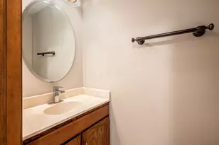 1505 Eastmeadow Pl, Columbus, OH 43235 - Photo 4