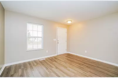 179 Cottonwood Place, Commercial Point, OH 43116 - Photo 2