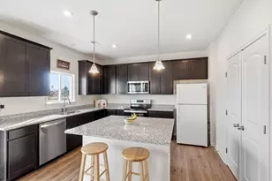 612 Bloomfield Ave, South Bloomfield, OH 43103 - Photo 2