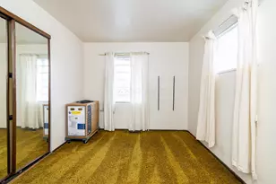 5548 Roche Dr, Columbus, OH 43229 - Photo 16