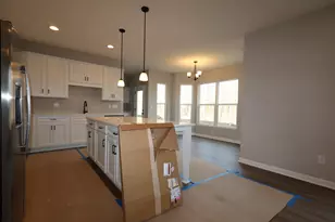 304 Cherry Hills Rd, Commercial Point, OH 43116 - Photo 2