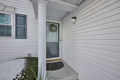 6689 Axtel Drive #4D, Canal Winchester, OH 43110 - Photo 4