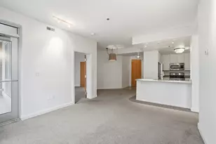 196 S Grant Ave S, Columbus, OH 43215 - Photo 6