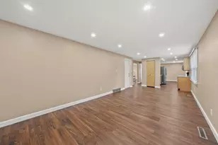 705 Timberlake Dr, Westerville, OH 43081 - Photo 14