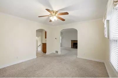 555 E Weber Road, Columbus, OH 43202 - Photo 12