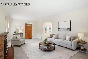 555 E Weber Rd, Columbus, OH 43202 - Photo 2