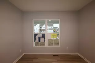 4561 Burgstaller Ct, Grove City, OH 43123 - Photo 2