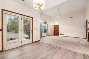 7647 Redman Ln, Reynoldsburg, OH 43068 - Photo 12