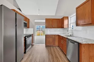 1175 Onaway Ct, Columbus, OH 43228 - Photo 12