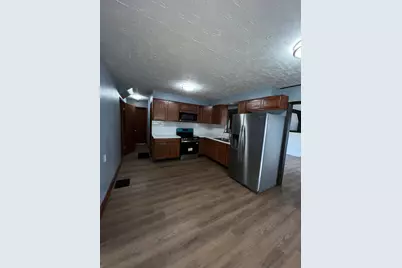 1398 Matthias Drive, Columbus, OH 43224 - Photo 4