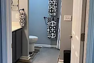 4353 Parkway Centre Dr, Grove City, OH 43123 - Photo 16