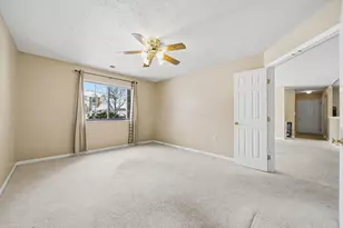 6755 Meadow Creek Dr, Columbus, OH 43235 - Photo 30