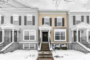 5341 Mystic Fls Dr, Dublin, OH 43016 - Photo 2