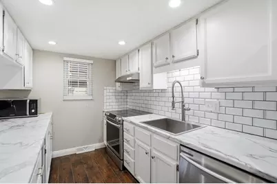 1683 Saint Albans Court #22-83, Columbus, OH 43220 - Photo 20