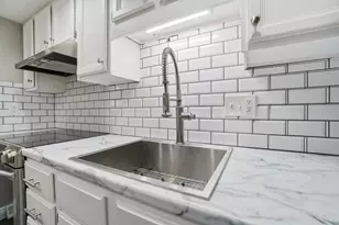 1683 St Albans Ct, Columbus, OH 43220 - Photo 24