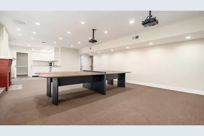 2582 Cleveland Avenue, Columbus, OH 43211 - Photo 22