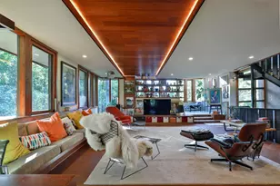 415 E South St, Worthington, OH 43085 - Photo 14