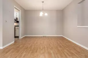 4765 Coach Rd, Columbus, OH 43220 - Photo 14