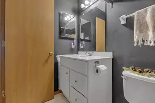 1592 Magoffin Ave, Columbus, OH 43207 - Photo 22