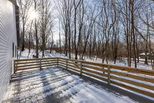 48 McIntosh Ct, Howard, OH 43028 - Photo 2