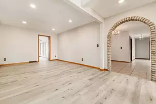 6253 Headley Heights Ct, Columbus, OH 43230 - Photo 8