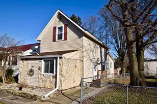 246 S High St, Caledonia, OH 43314 - Photo 2