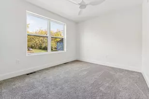 489 Lilley Ave, Columbus, OH 43205 - Photo 20