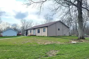 150 Breanna Ln SW, Pataskala, OH 43062 - Photo 2
