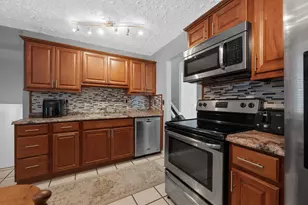 5326 Adderley Ave, Columbus, OH 43232 - Photo 14