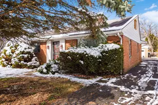 2736 Eastminster Rd, Columbus, OH 43209 - Photo 4