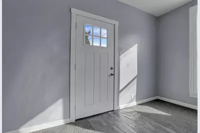 60 W Harrison Street, Newark, OH 43055 - Photo 4