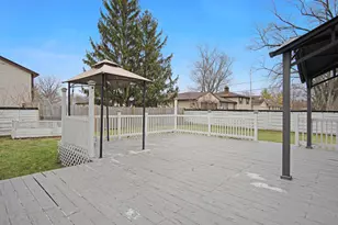 4253 Demorest Cove Ct, Grove City, OH 43123 - Photo 30