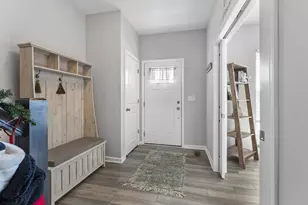 517 Pagoda Loop, Delaware, OH 43015 - Photo 6