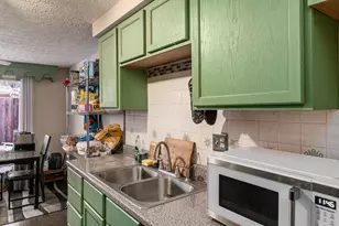 3830 Charbonnett Ct, Columbus, OH 43232 - Photo 10