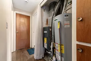 3830 Charbonnett Ct, Columbus, OH 43232 - Photo 14