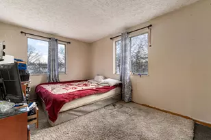 3830 Charbonnett Ct, Columbus, OH 43232 - Photo 12