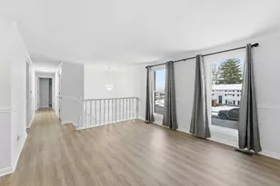 2337 Warfield Dr, Grove City, OH 43123 - Photo 8