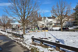 211 Dakota Ave, Columbus, OH 43223 - Photo 4