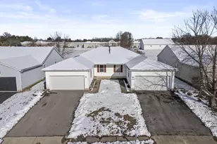 446 Courtland Ln, Pickerington, OH 43147 - Photo 2