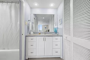 1000 Urlin Ave, Columbus, OH 43212 - Photo 26