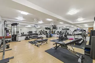 1000 Urlin Ave, Columbus, OH 43212 - Photo 34