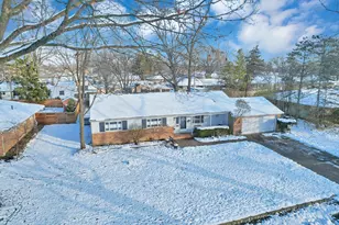 4266 Fairoaks Dr, Columbus, OH 43214 - Photo 50