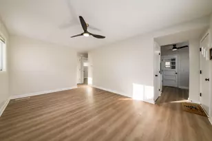 449 Woodland Ave, Columbus, OH 43203 - Photo 2