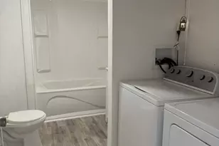 1920 Greenfield Sabina Rd, Washington Court House, OH 43160 - Photo 4