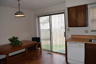 4866 Woodthrush Way, Columbus, OH 43229 - Photo 10