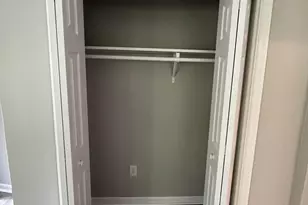 11 E Kelso Rd, Columbus, OH 43202 - Photo 6