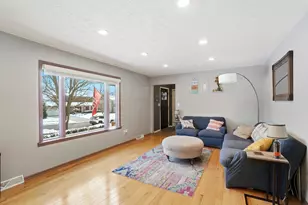 140 Greenglade Ave, Worthington, OH 43085 - Photo 4