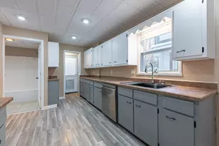 708 E Cassilly St, Springfield, OH 45503 - Photo 4