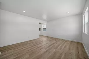 1303 S Ohio Ave, Columbus, OH 43206 - Photo 16